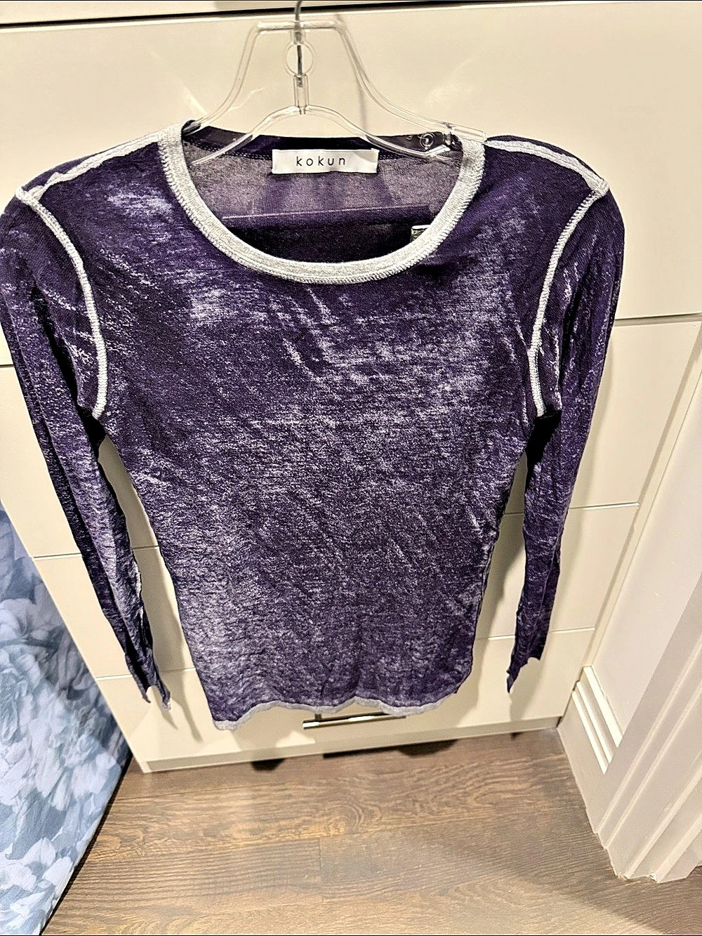 KOKUN Long Sleeve Abstract Top in Purple & Gray Size Small NWT